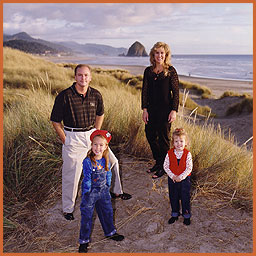 Cannon Beach family portrait photography by Jim Stoffer 